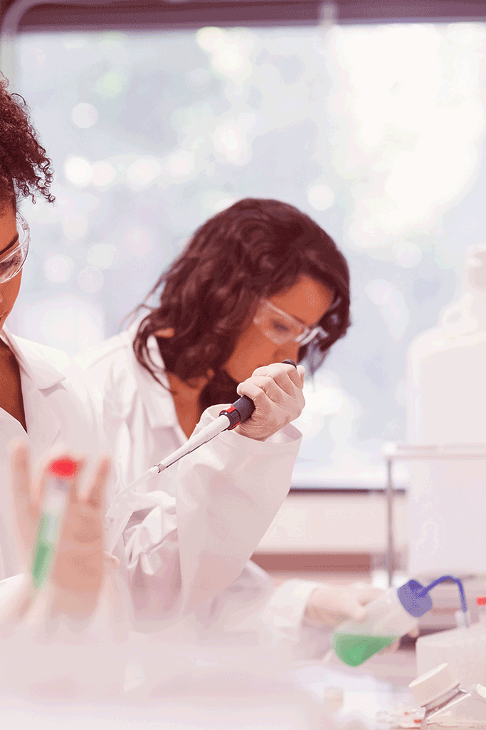 Students working in a lab